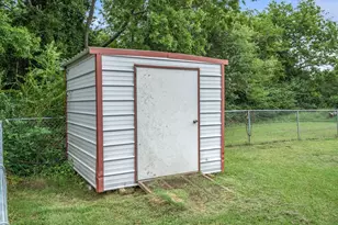 601 E North St, Wills Point, TX 75169 - Photo 27