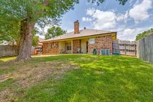 2605 Typhon Dr, Grand Prairie, TX 75052 - Photo 23