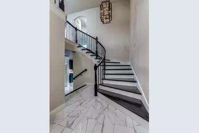 572 Hampshire Drive, Lewisville, TX 75067 - Photo 25