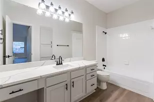 2203 Greenview Dr, Carrollton, TX 75010 - Photo 17