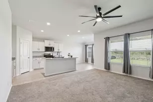 620 Whitecomb Ln, Justin, TX 76247 - Photo 9