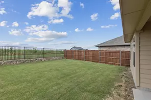 620 Whitecomb Ln, Justin, TX 76247 - Photo 23