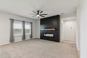 620 Whitecomb Ln, Justin, TX 76247 - Photo 5