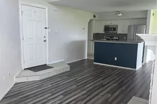 1704 Baird Farm Cir, Arlington, TX 76006 - Photo 3