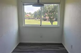 1704 Baird Farm Cir, Arlington, TX 76006 - Photo 5