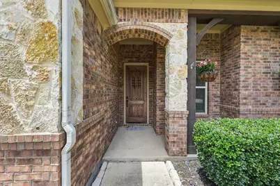 6902 Golf Green Drive, Arlington, TX 76001 - Photo 3