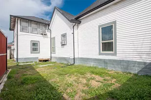 400 W Main St, Honey Grove, TX 75446 - Photo 27