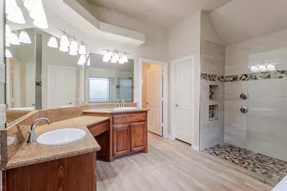 181 Churchill Circle, Weatherford, TX 76085 - Photo 17