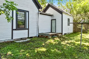 102 Chestnut St, Hillsboro, TX 76645 - Photo 17