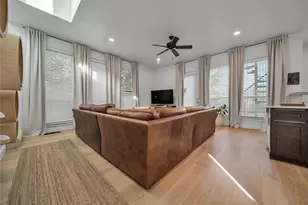 4317 Cedar Springs Rd, Dallas, TX 75219 - Photo 3