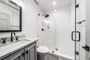 2825 Lake Air Dr, Waco, TX 76710 - Photo 23