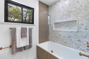 916 Wooded Crest Dr, Woodway, TX 76712 - Photo 19