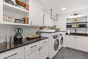 916 Wooded Crest Dr, Woodway, TX 76712 - Photo 9