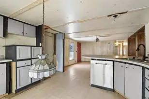 3107 Scorpio Dr, Granbury, TX 76049 - Photo 15