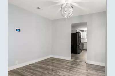 316 S Sargent Street, Fort Worth, TX 76103 - Photo 11