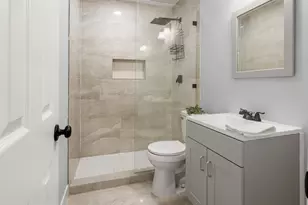 316 S Sargent St, Fort Worth, TX 76103 - Photo 5