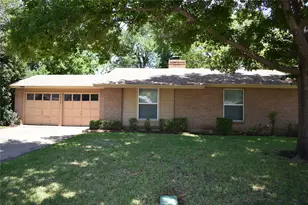1301 Doncaster St, Irving, TX 75062 - Photo 1