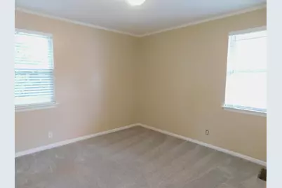 1301 Doncaster Street, Irving, TX 75062 - Photo 15