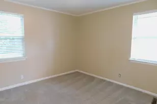 1301 Doncaster St, Irving, TX 75062 - Photo 15