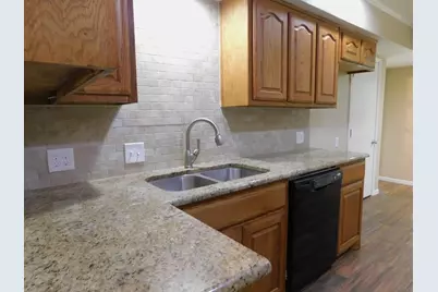 1301 Doncaster Street, Irving, TX 75062 - Photo 11