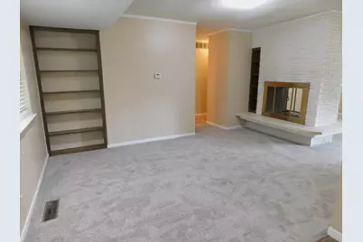 1301 Doncaster Street, Irving, TX 75062 - Photo 7