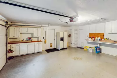 917 Hillside Drive, Lewisville, TX 75077 - Photo 35