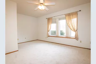 917 Hillside Drive, Lewisville, TX 75077 - Photo 25