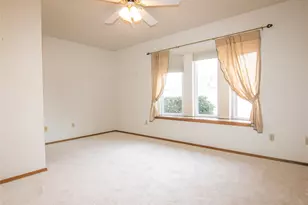 917 Hillside Dr, Lewisville, TX 75077 - Photo 25