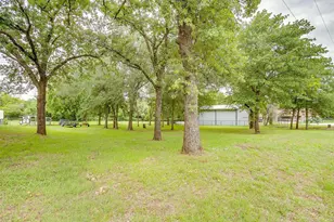 115 Pleasant Oaks Ln, Springtown, TX 76082 - Photo 3