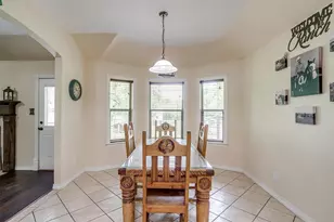 115 Pleasant Oaks Ln, Springtown, TX 76082 - Photo 19