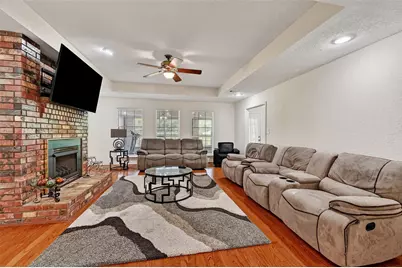 2107 Meadows Circle, Sherman, TX 75092 - Photo 5