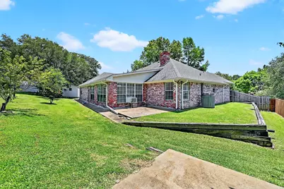 2107 Meadows Circle, Sherman, TX 75092 - Photo 29