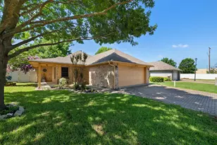 111 Sunglow Loop, Red Oak, TX 75154 - Photo 1