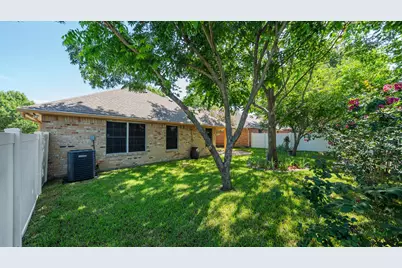 111 Sunglow Loop, Red Oak, TX 75154 - Photo 5