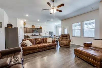 900 Honey Maple Street, Princeton, TX 75407 - Photo 9