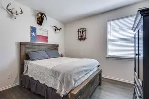 900 Honey Maple St, Princeton, TX 75407 - Photo 7