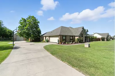 153 Star Point Lane, Weatherford, TX 76088 - Photo 1