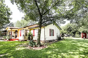 1561 Fm 1816, Bowie, TX 76230 - Photo 7