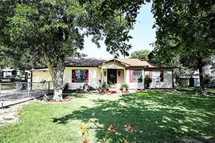 1561 Fm 1816, Bowie, TX 76230 - Photo 1