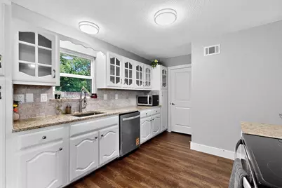 1521 Windsor Drive, Glenn Heights, TX 75154 - Photo 11