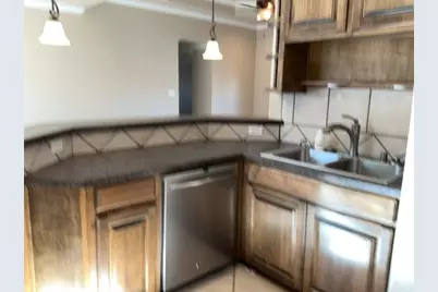 307 W Dormard Avenue, Midland, TX 79705 - Photo 7