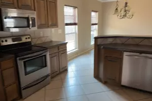 307 W Dormard Ave, Midland, TX 79705 - Photo 9