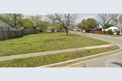 2900 Ryan Avenue, Fort Worth, TX 76110 - Photo 5