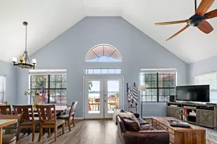 301 Lake Front Dr, Mabank, TX 75156 - Photo 7