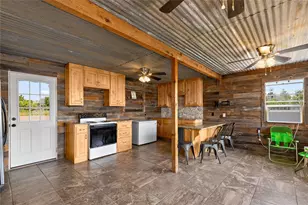 894 W Moonshine Rd, Seymour, TX 76380 - Photo 11