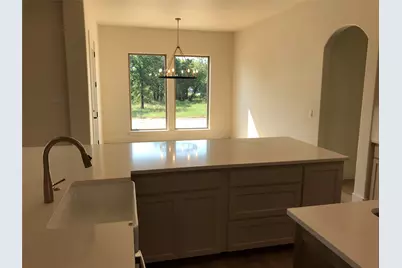 1009 Old Oaks Court, Weatherford, TX 76087 - Photo 7