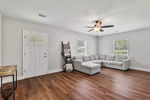 25 W Parnell St, Denison, TX 75020 - Photo 3