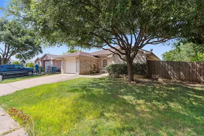 636 Yarrow Circle, Dallas, TX 75217 - Photo 3