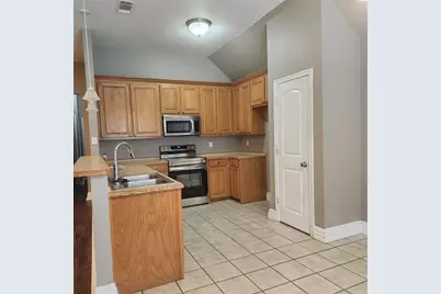 1210 Wells Fargo Boulevard, Bridgeport, TX 76426 - Photo 7