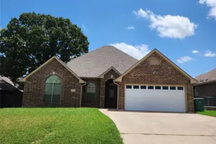 1210 Wells Fargo Blvd, Bridgeport, TX 76426 - Photo 1